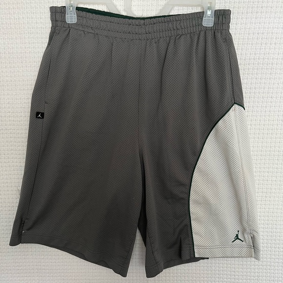 Jordan Basketball Shorts Grey, White, and Green - Picture 1 of 5